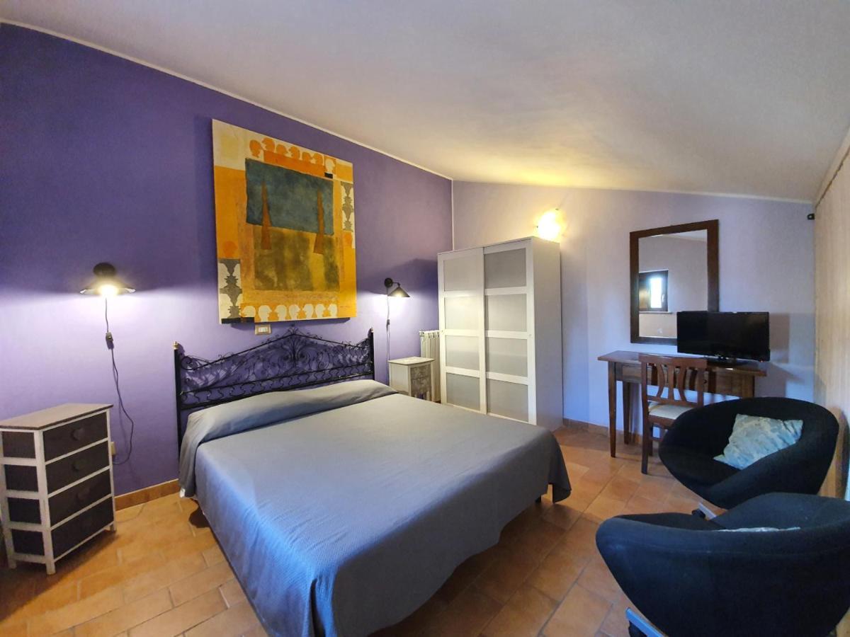 Bio Agriturismo Valle Dei Calanchi Farm stay *